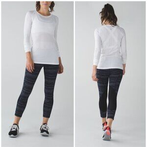 𝅺LULULEMON Pace Rival Crop Cyber Stripe Naval Blue Black / Black